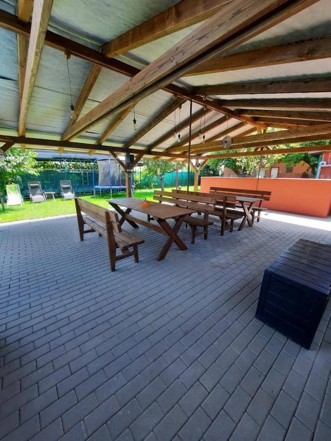 Petrov Apartman Sen מראה חיצוני תמונה
